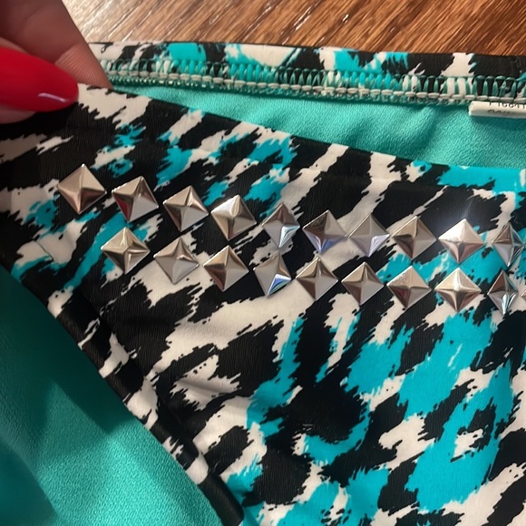 Animal print mirror studs sexy STRING bikini 2 piece swimsuit both pieces S - Picture 13 of 14